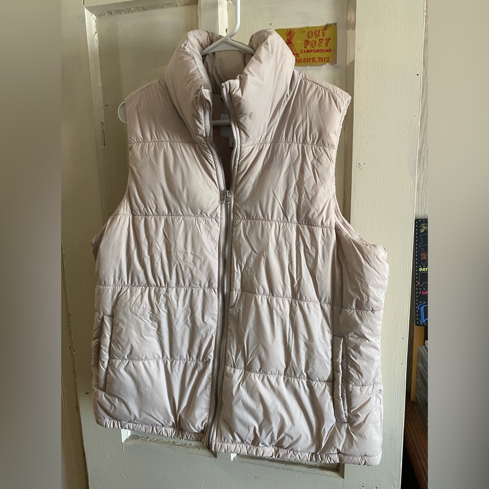Old Navy Blush Puffer Vest -XL